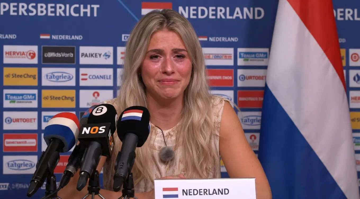 Cover Image for Laatste nieuws: 15 minuten geleden haalde Estavana Polman de krantenkoppen met GROOT nieuws over… Lees meer in de eerste reactie