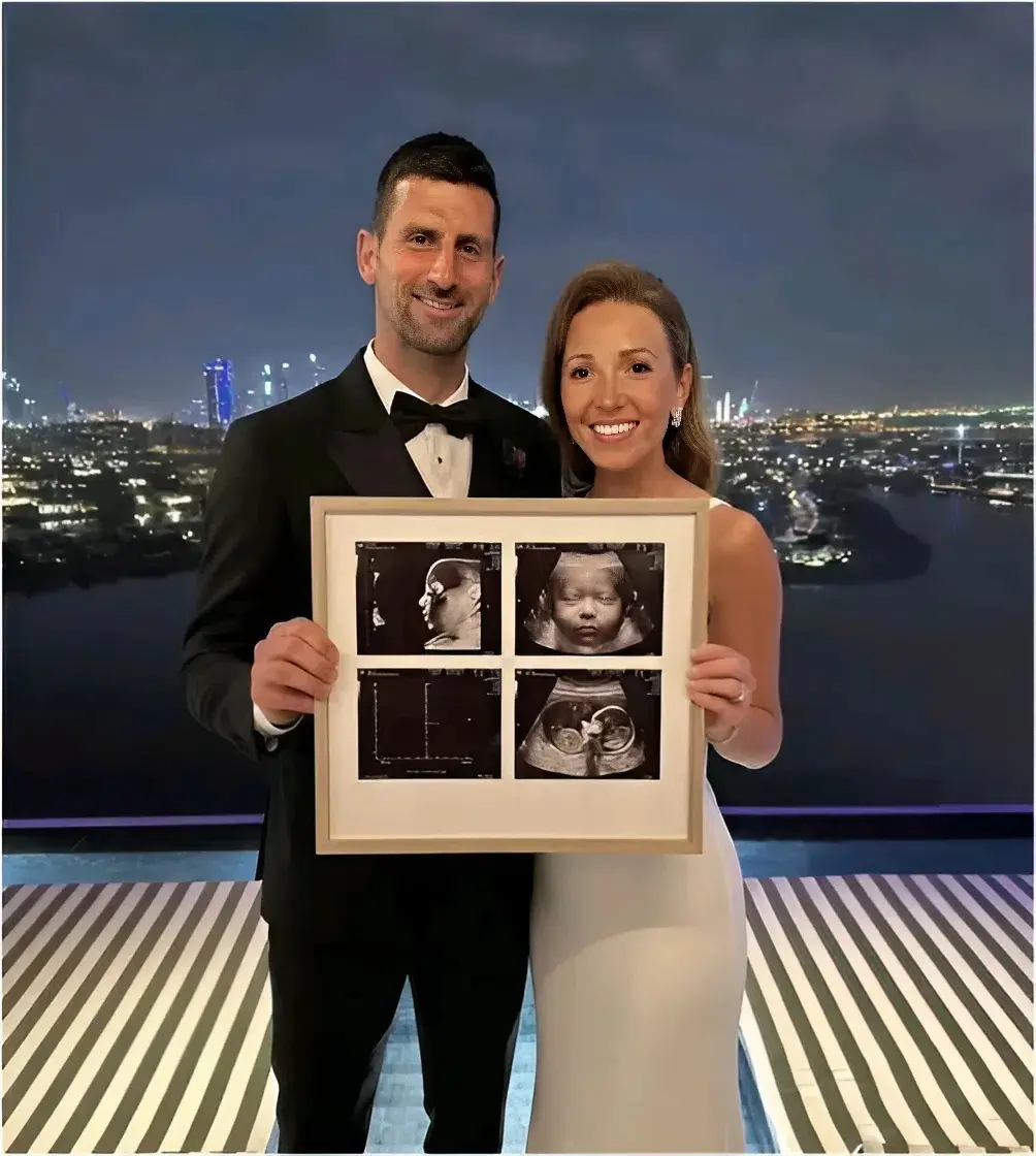 Cover Image for 💖 INFO CHOC DANS LE MONDE DU TENNIS : La famille de Novak Djokovic fait sensation dans les médias internationaux en révélant soudainement des informations sur des jumeaux, accompagnées d’un